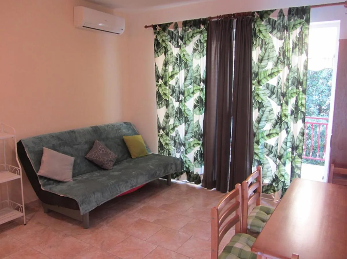 Apartments With A Parking Space Pakostane, Biograd - 18373 Croatia