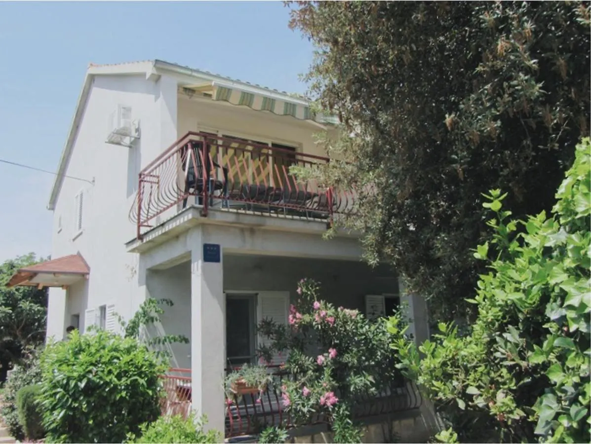 Apartments With A Parking Space Pakostane, Biograd - 18373